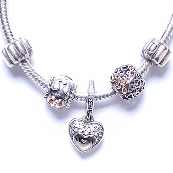 Pandora’s Mother’s Day themed charm bracelet NWOT - Picture 3 of 4